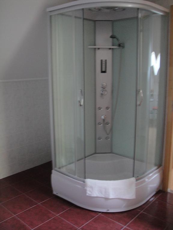 Paks Panzio Hotel Bilik gambar